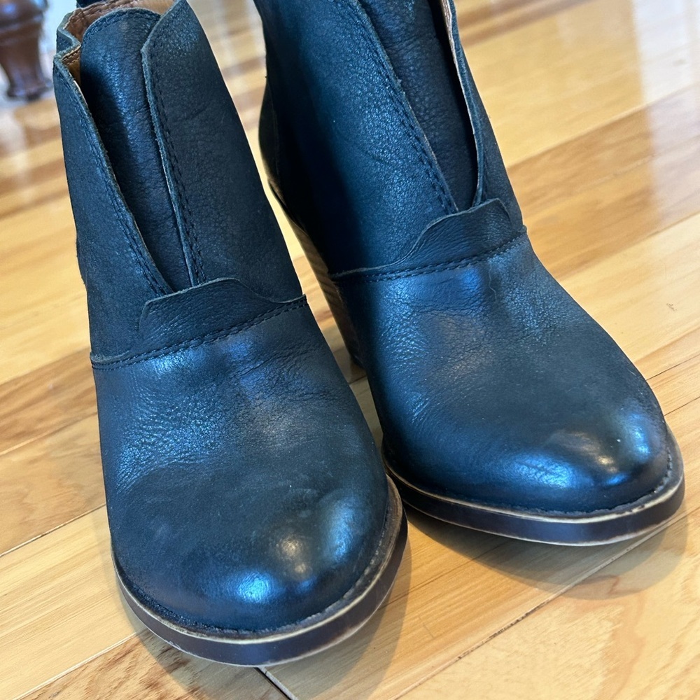 Lucky Brand Ehllen Leather Ankle Boots Booties For Women - Picture 11 of 13